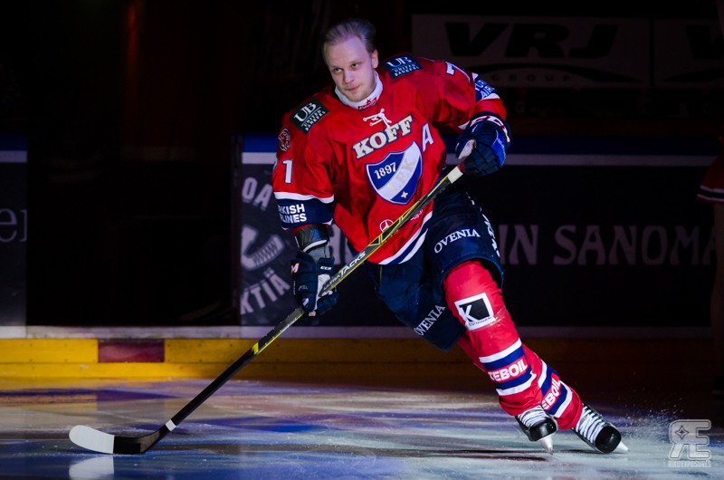 Juuso Puustinen jatkaa IFK:ssa