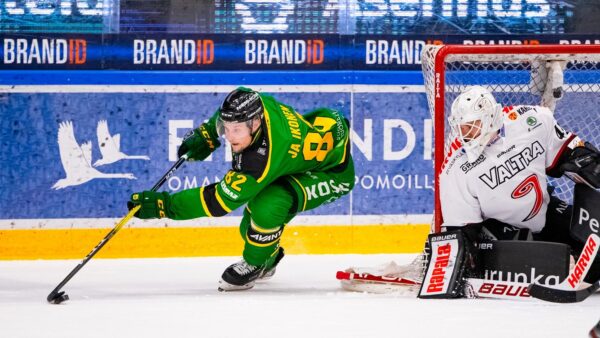 ”HIFK-taustaisilla on paremmat jutut” – haastattelussa Jasse Ikonen