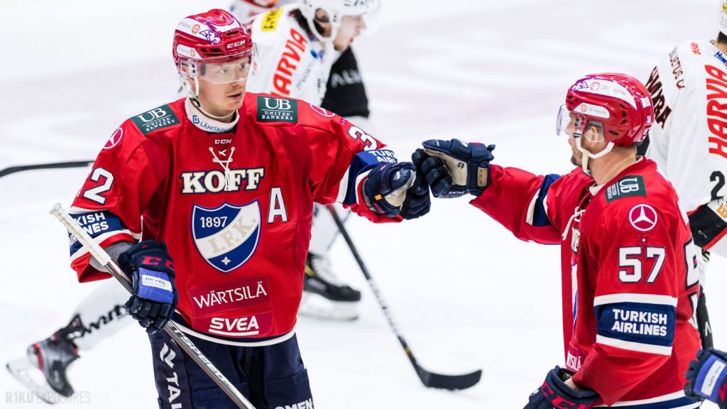 HIFK:n pelaajat ostivat kaksi katsomollista lippuja – Vielä ehdit tukea seuran junioreita!