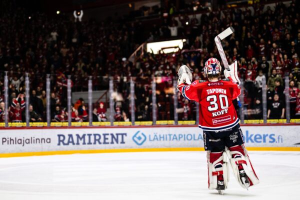 HIFK kaatoi Kärpät loppuunmyydyllä Nordiksella – Taponen pelasi nollapelin