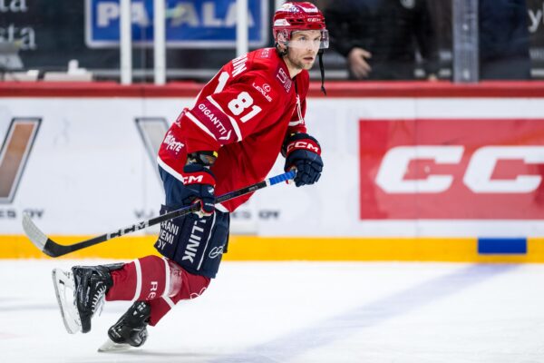 HIFK:n Iiro Pakarinen on Liigan lokakuun pelaaja