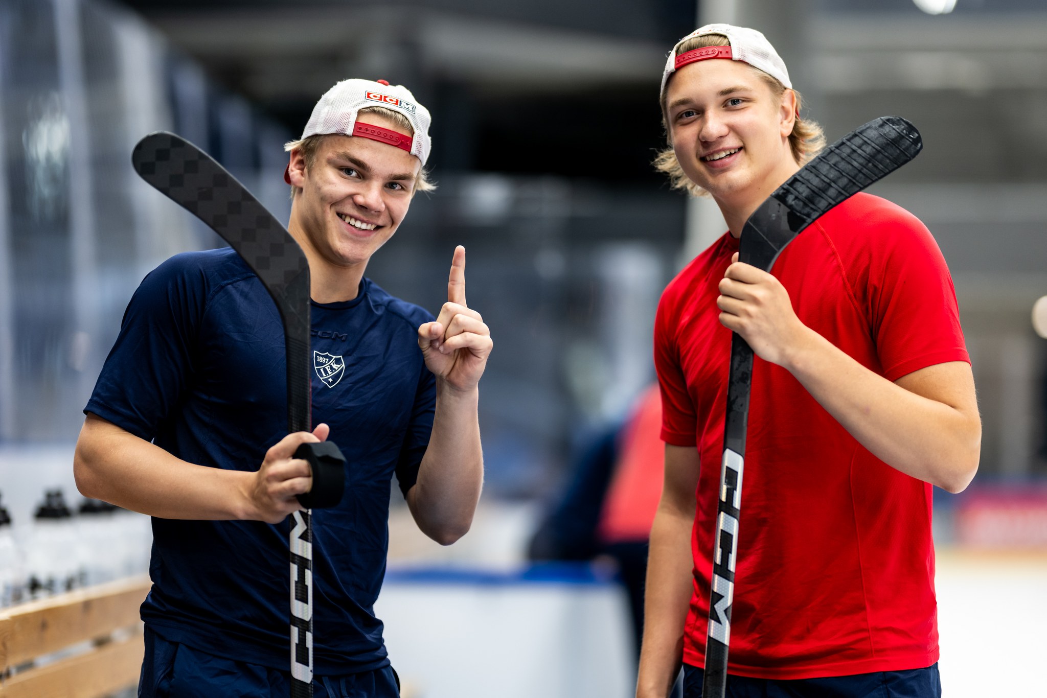 maajoukkue-kutsuu-kiviharju-ja-nykyri-nuorten-leijonien-matkaan-hifk