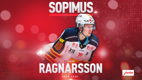 Puolustaja Jakob Ragnarsson Stadiin